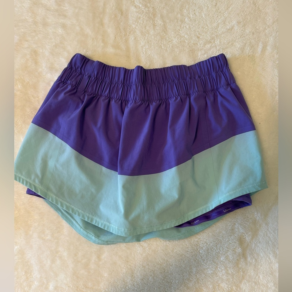 lululemon skirt RARE. size 4